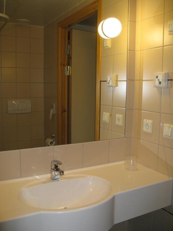 Unicare Roros Hotel Quarto foto